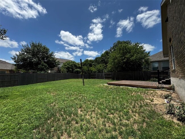 Building Photo - 1429 Scheider Dr