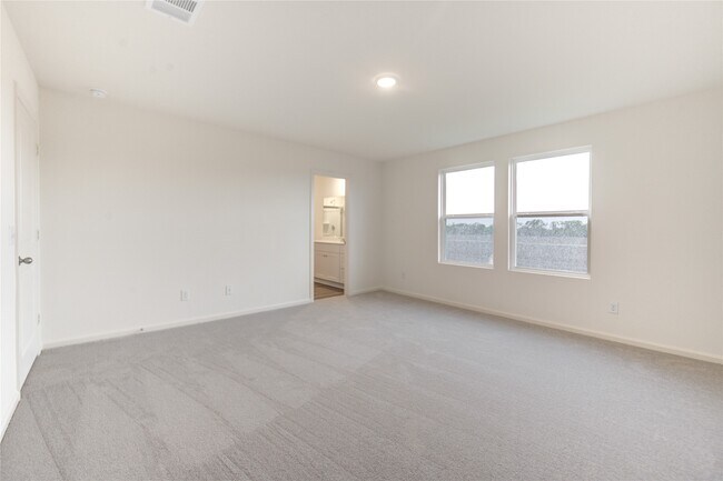 Building Photo - 8815 Vacek Xing Wy