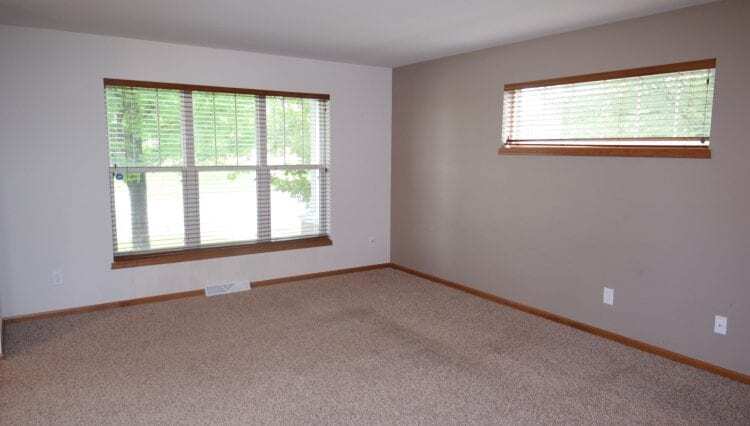 Building Photo - 9122 Ancient Oak Ln