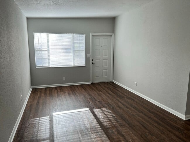 Building Photo - 4903 S 83rd St