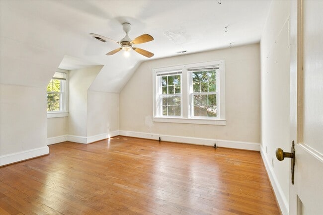 Building Photo - 75 Lodge Rd