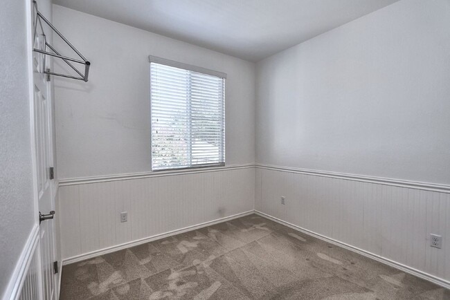 Building Photo - High Demand Park Place Home for Rent!