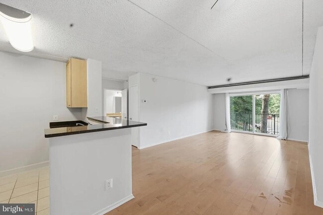 Building Photo - 60 S Van Dorn St