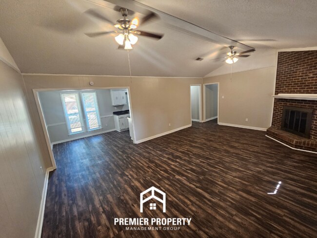 Building Photo - 6249 Midsummer Way