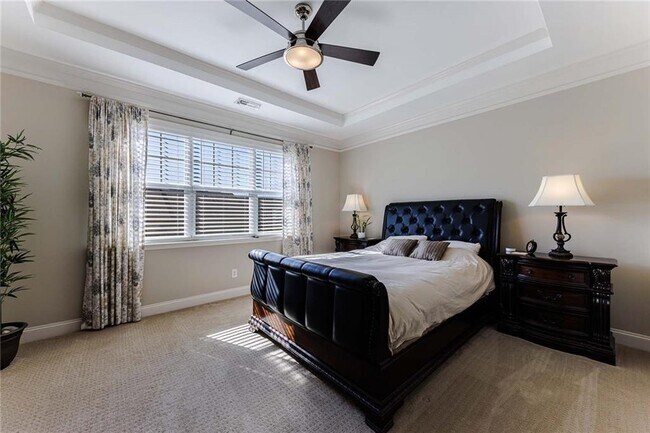 Building Photo - 2022 Cobblestone Cir NE