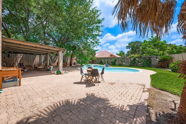 Building Photo - 8018 Zimmermann Dr