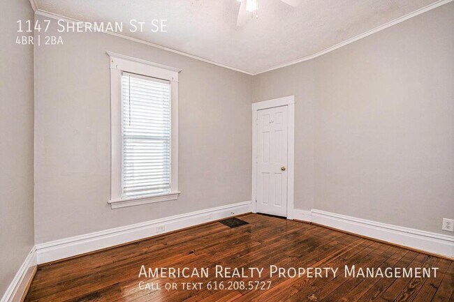 Building Photo - 1147 Sherman St SE