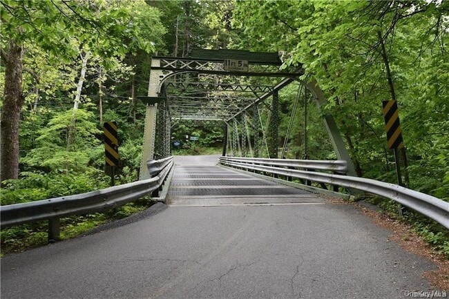 Building Photo - 197 Grand St