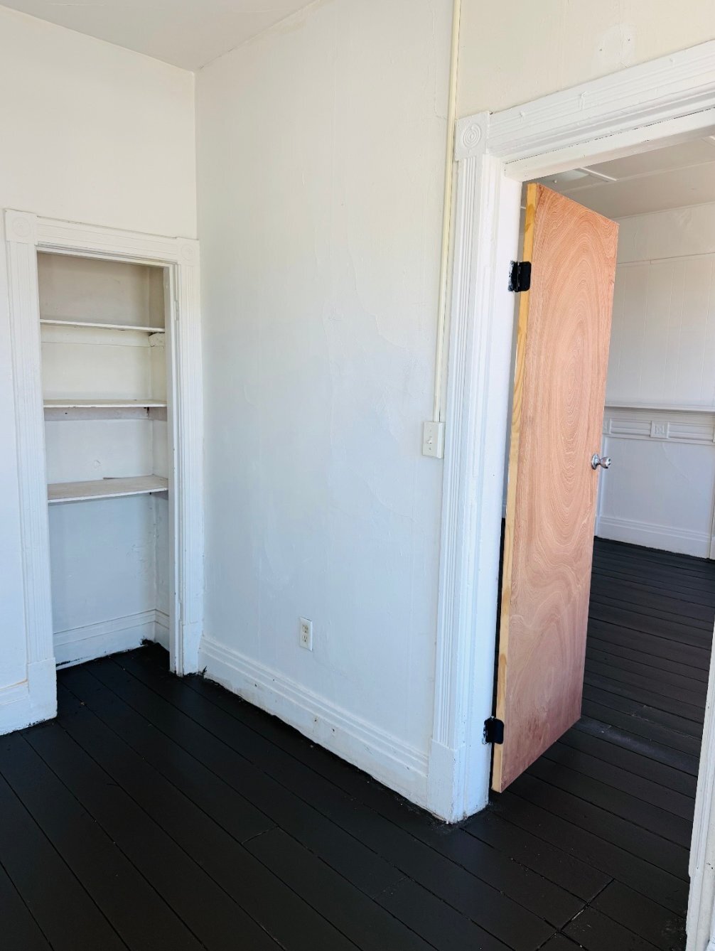 Building Photo - 362 9th St