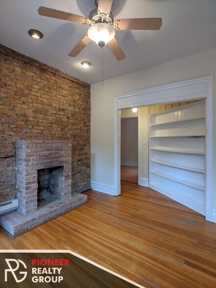 Building Photo - 1224 N Dearborn St