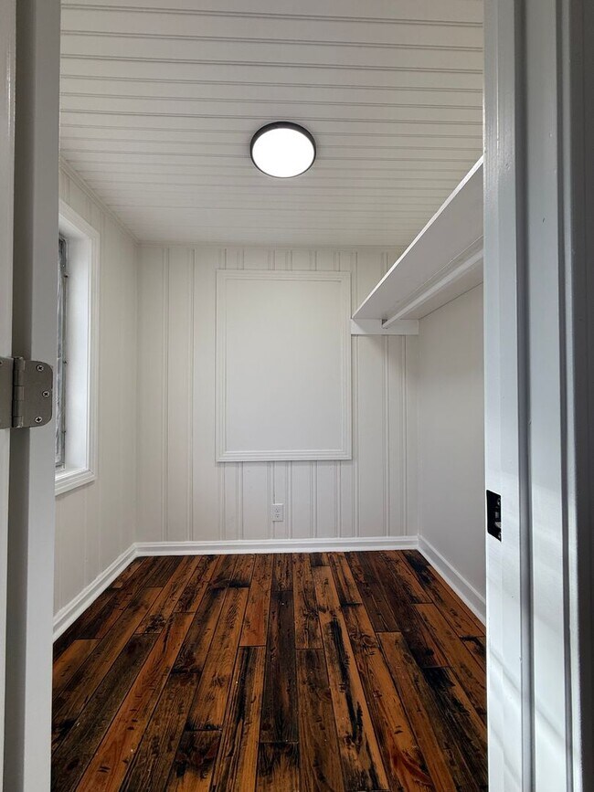 Building Photo - Now Available — Newly Remodeled 4BR / 2BA Home in Dalraida