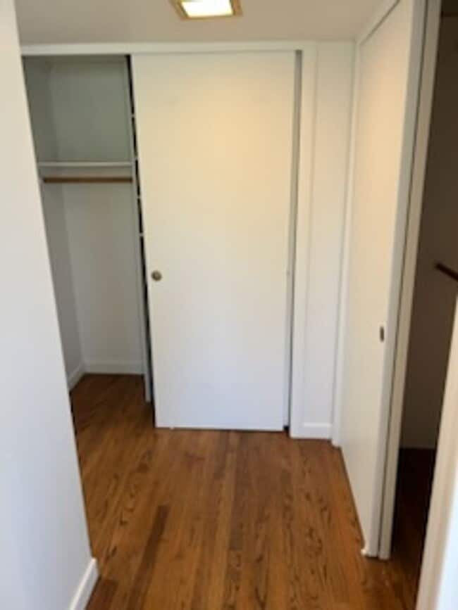 Building Photo - SHOWING Mon 12/8, Friday 12/12 at 1pm, and Wed 12/10 at 2:30pm