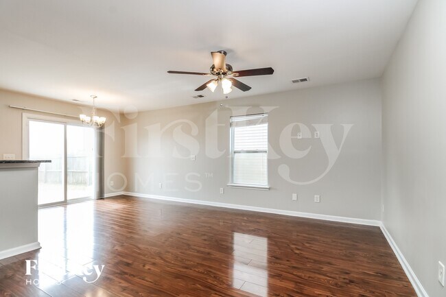 Building Photo - 156 Coosawatchie St