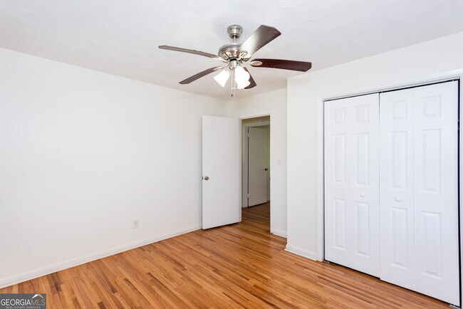 Building Photo - 6551 Bussell Way