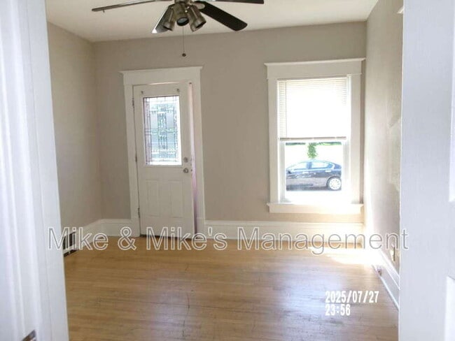 Building Photo - 6108 W Madison St