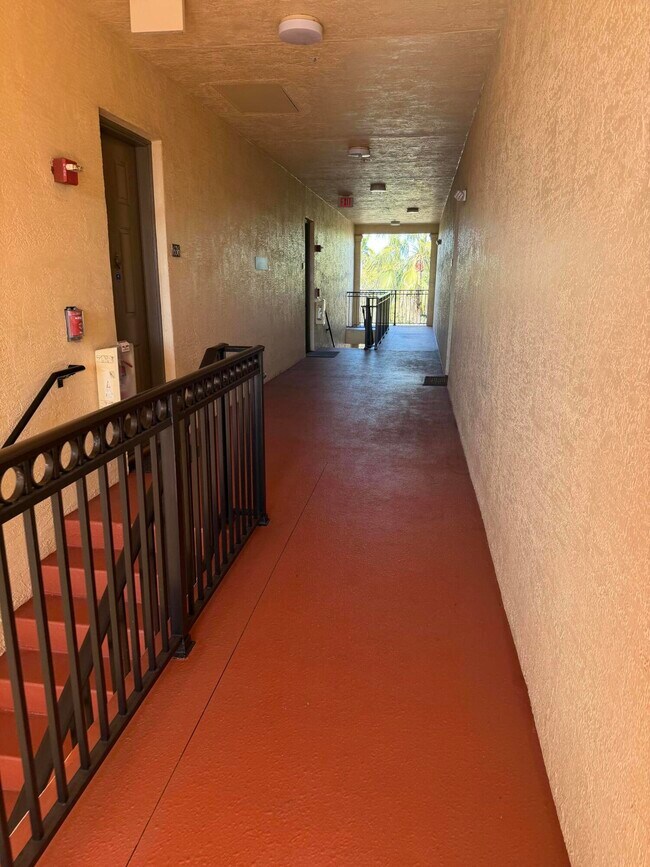 Building Photo - 4600 SW 160th Ave