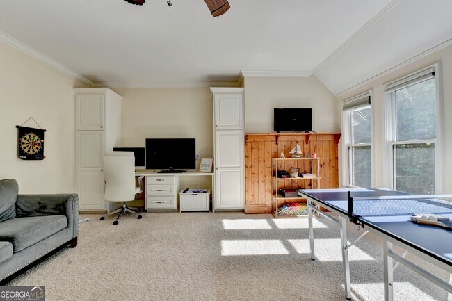 Building Photo - 11037 Estates Cir