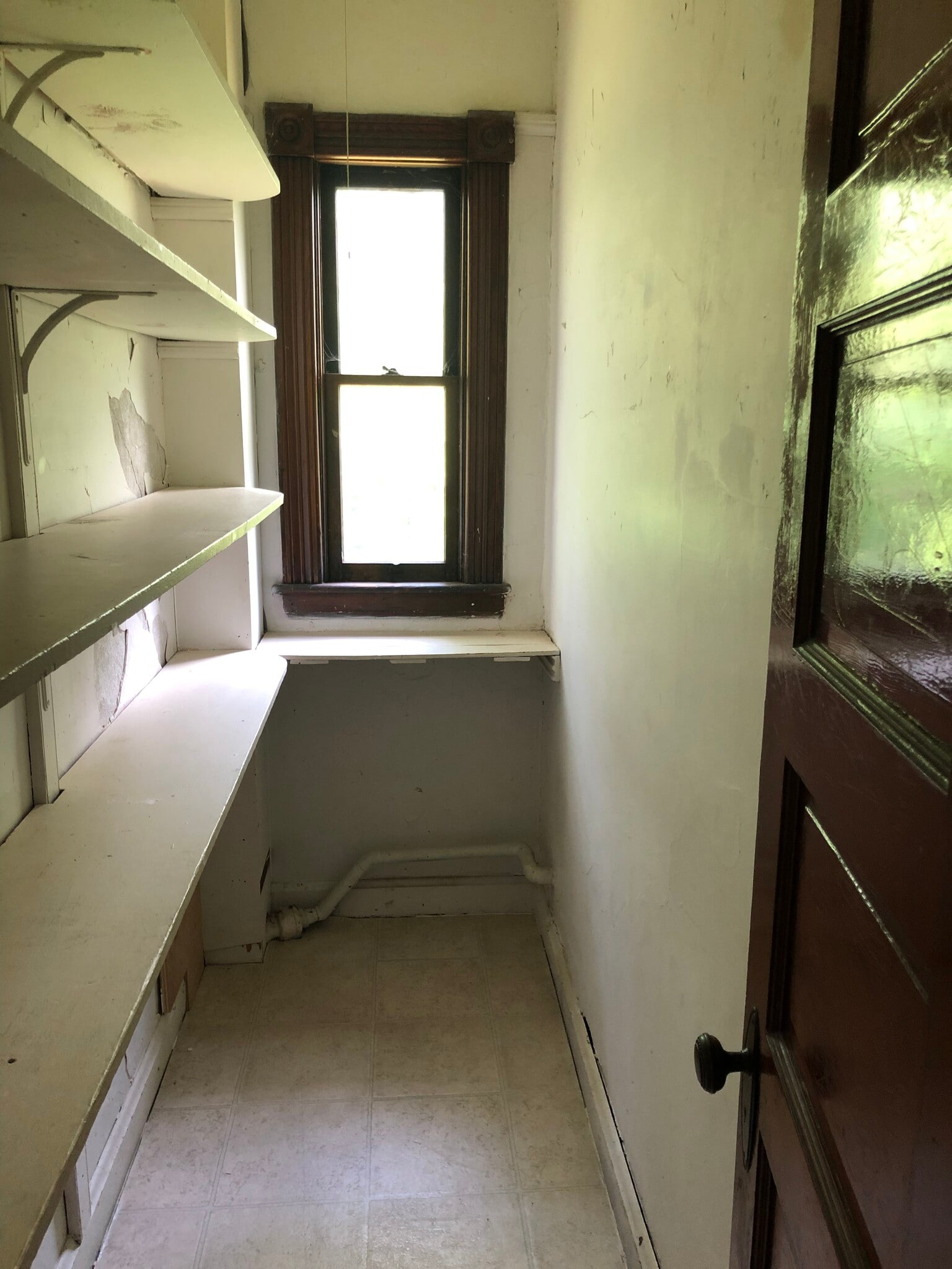 Walk-in Pantry - 240 11th St