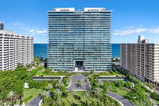 Building Photo - 10203 Collins Ave