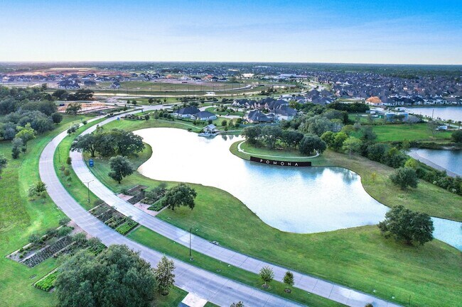 Building Photo - 4706 Oak Glen Ct
