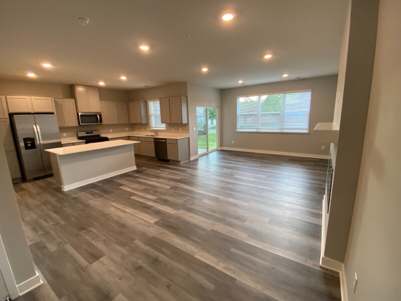 Building Photo - 17079 Dysart Pl