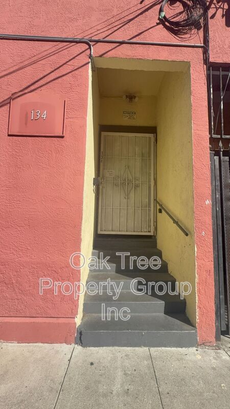 Building Photo - 1607 2nd Ave