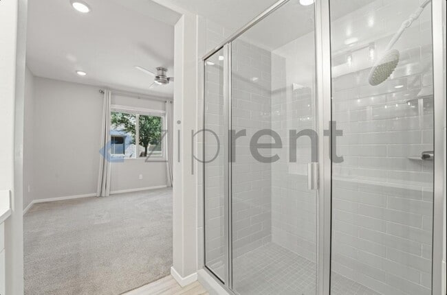 Building Photo - 250 W Queen Creek Rd