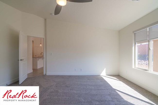 Building Photo - Come Live in the Desirable Sage Canyon Nei...