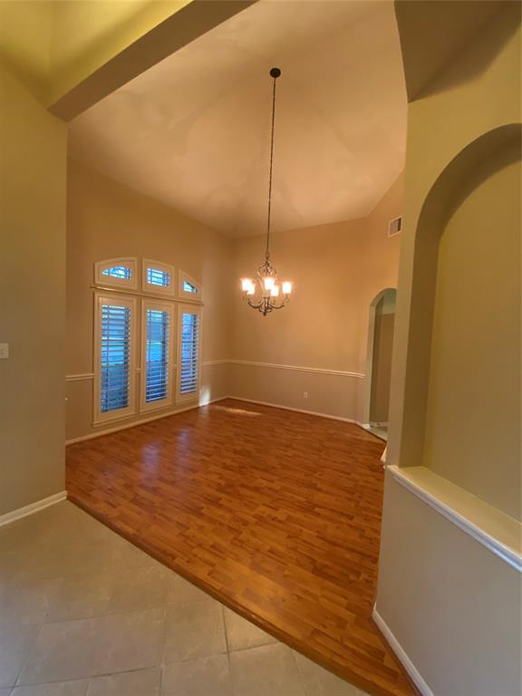 Building Photo - 2114 Winding Hollow Dr