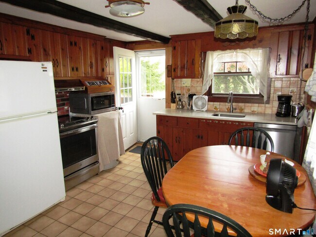 Building Photo - 53 Sea Spray Rd