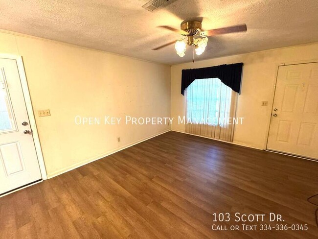 Building Photo - LEASE TO OWN this comfy 3-bedroom house an...