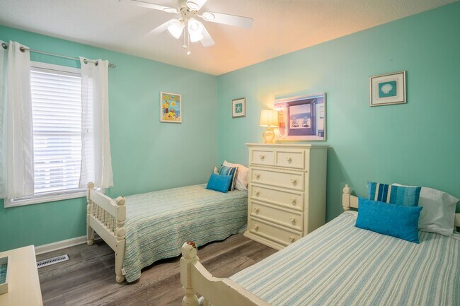 Building Photo - OFF-SEASON MONTHLY RENTAL - ESCAPE THE WIN...