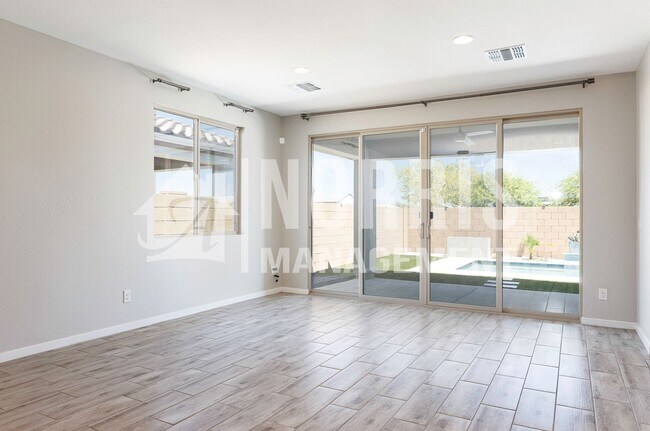 Building Photo - Beautiful Brand New Home with A POOL!