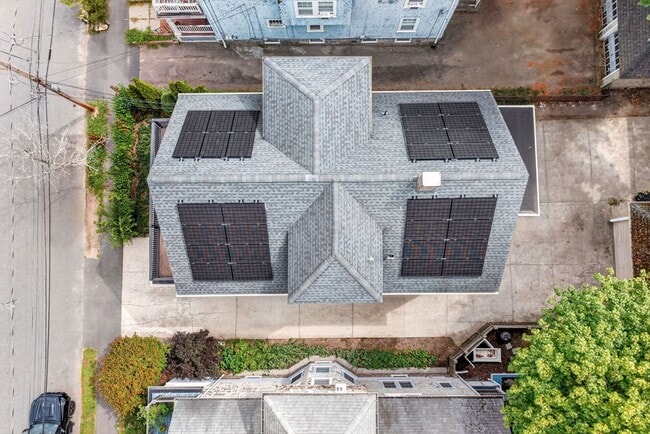 Building Photo - 29 Belvoir Rd