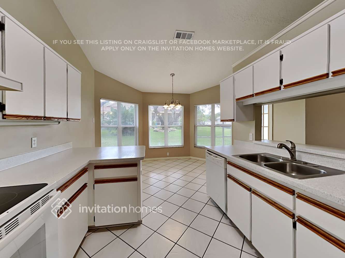 Building Photo - 14228 Spanish Wells Dr