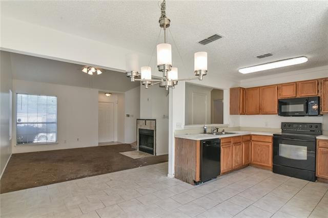 Building Photo - 6611 Olivewood Dr
