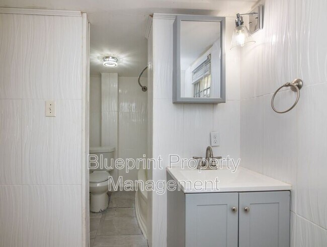 Building Photo - 5406 Court G