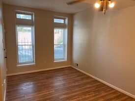 Building Photo - 525 W Mosher St