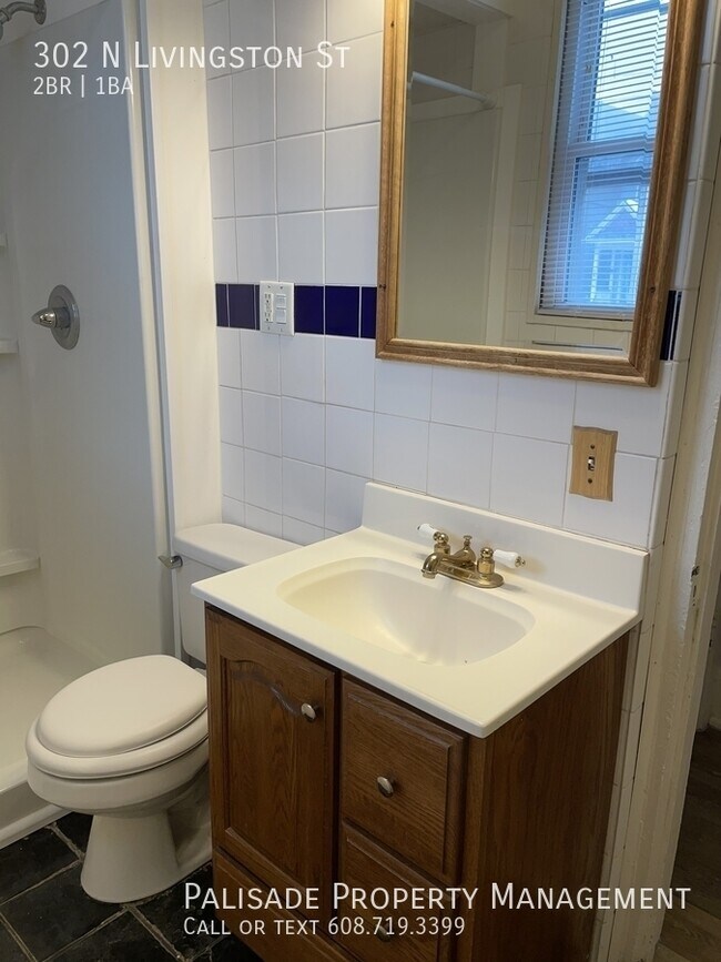 Building Photo - 302 N Livingston St