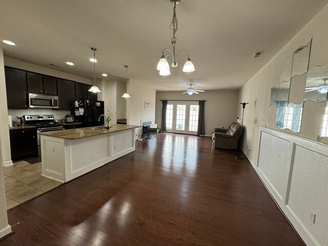 Building Photo - 4353 Cattail Ln
