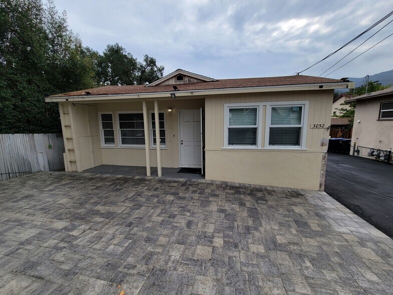 Street view - 3052 Honolulu Ave