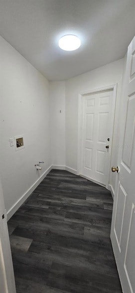 Building Photo - 5329 Kasper St