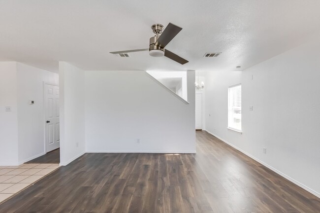 Building Photo - 4906 Causeway Ct