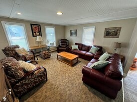 Building Photo - 172 Lambert Ave