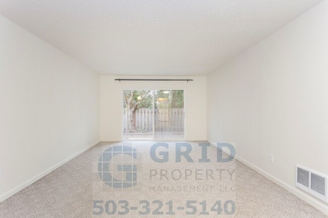 Building Photo - GPM475 - SE Woodward St (T1)