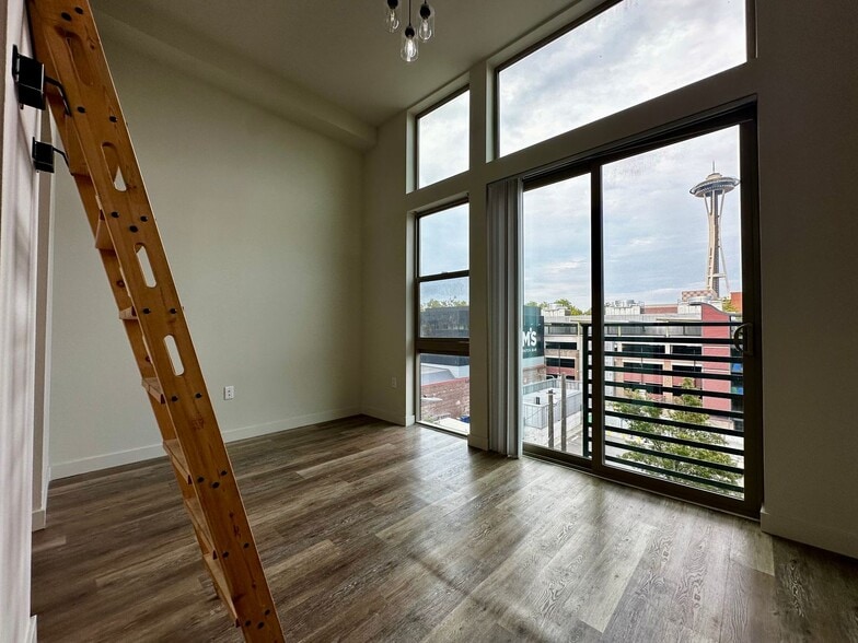Interior Photo - Bode Uptown