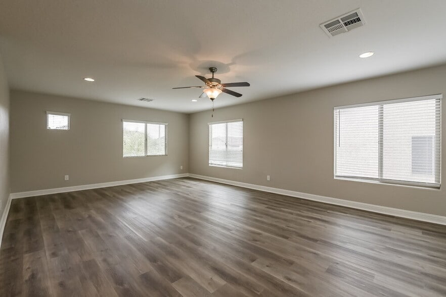 Building Photo - 161 Jay Porter Ave