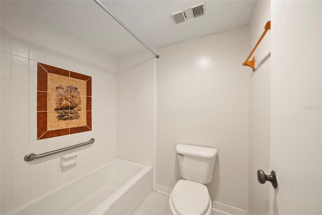 Building Photo - 2611 Bayshore Blvd