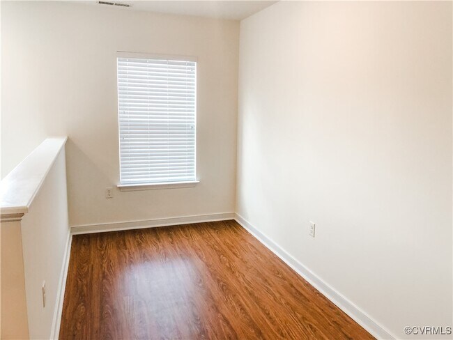 Building Photo - 4707 Brydes Ln