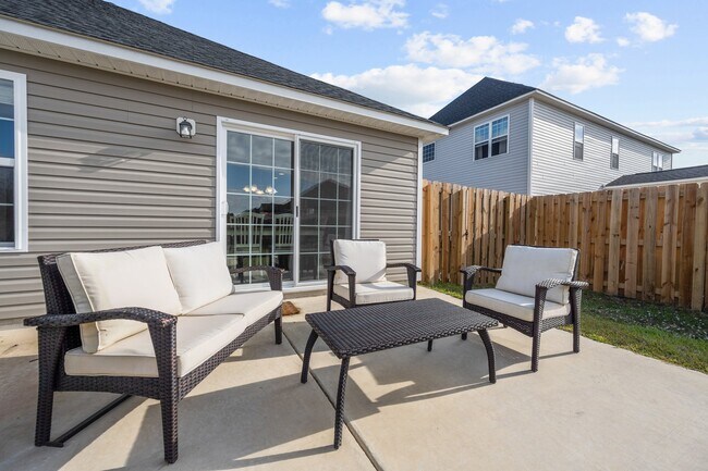 Building Photo - 517 Indigo Johnston Dr